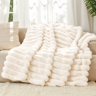 The Nantucket Blanket - Lighthouse Cream