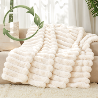 The Nantucket Blanket - Lighthouse Cream (ReFluffed. ReLoved.)